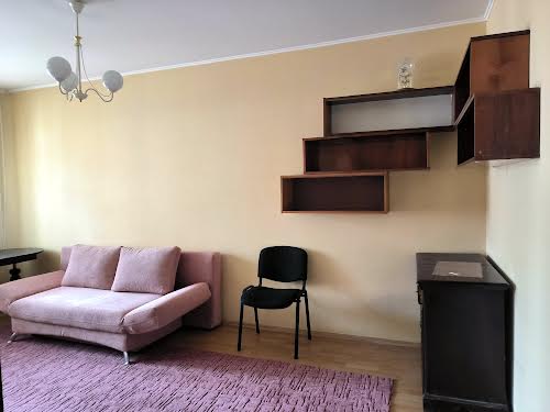 квартира по адресу Александра Мишуги ул., 3