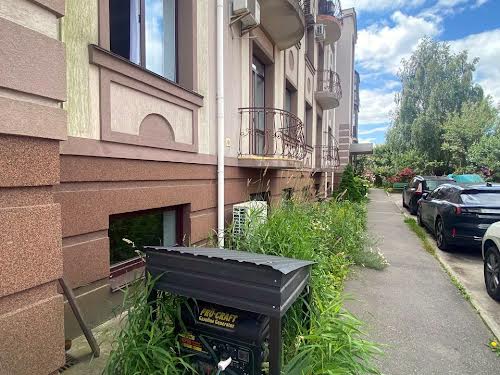 квартира за адресою Драгоманова вул., 5
