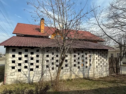 комерційна за адресою Бурова, 29