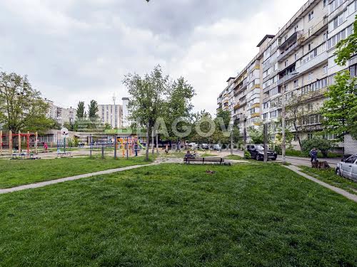 квартира по адресу Світлицького ул., 28-В