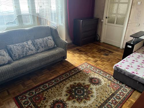 квартира за адресою Межигірська вул., 50