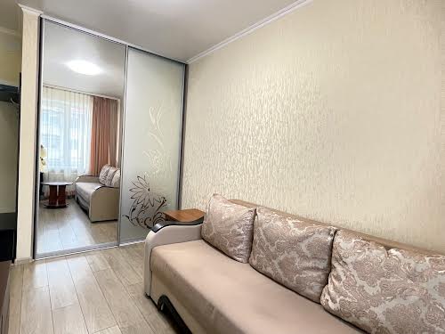 квартира за адресою Бишівська вул., 9