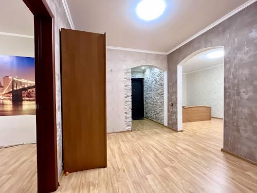 квартира за адресою Льотна вул. (Червоногвардійська), 41