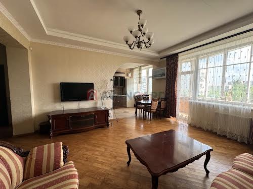 квартира за адресою Симона Петлюри вул. (), 34а
