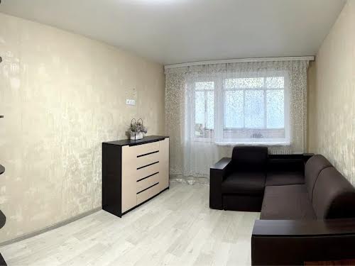 квартира за адресою Героїв просп., 12