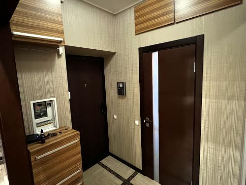 квартира за адресою Панаса Мирного вул., 20