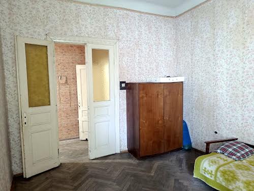 квартира за адресою Мирона Тарнавського вул. (), 7