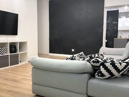 квартира за адресою Залізнична вул., 19
