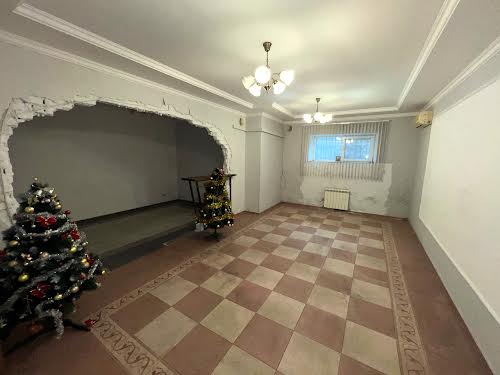 коммерческая по адресу Довженко ул., 6А