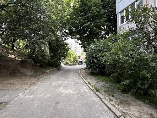 квартира за адресою Грушевського вул., 28
