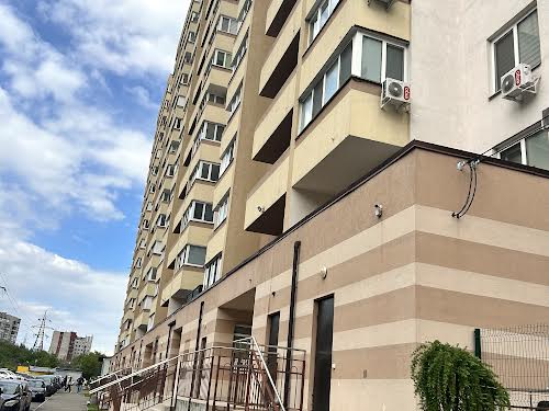квартира за адресою Набережна, 6г