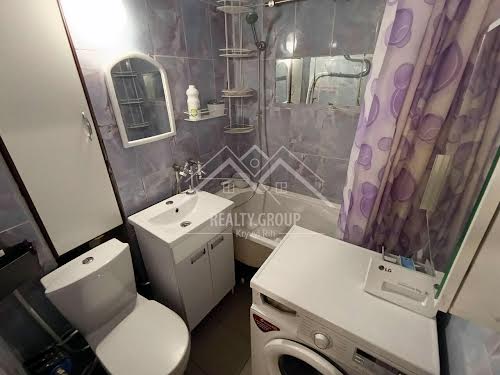 квартира за адресою Металургів просп., 21