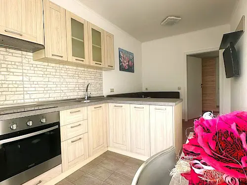 квартира за адресою Замковецька вул., 94