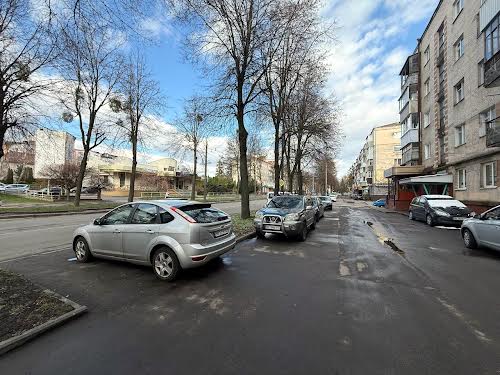 квартира по адресу Степана Бандеры ул., 54