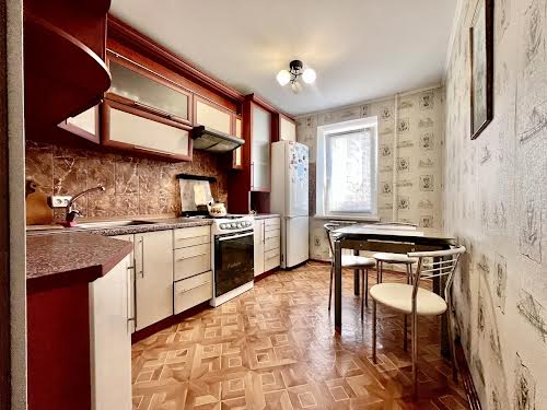 квартира за адресою Любецька вул., 11