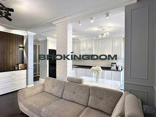 квартира за адресою Регенераторна вул., 4