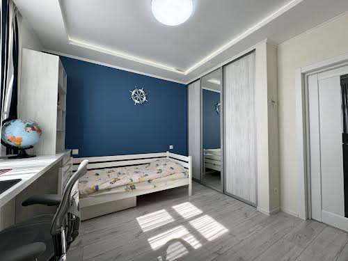 квартира за адресою Сім'ї Кульженків вул. (Петра Дегтяренка), 31-А