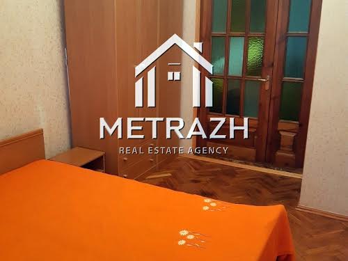 квартира за адресою Павлівський майдан пл. (Рози Люксембург майдан), 2