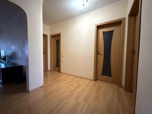 квартира за адресою Гетьмана Петра Дорошенка вул., 28в