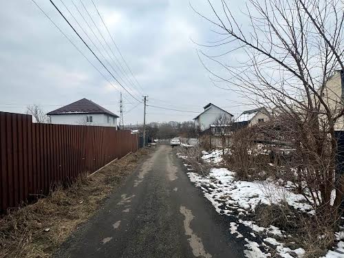 участок по адресу Л. Курбаса
