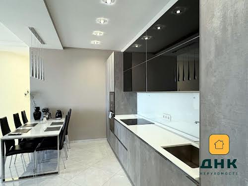 квартира за адресою Літературна вул., 1А