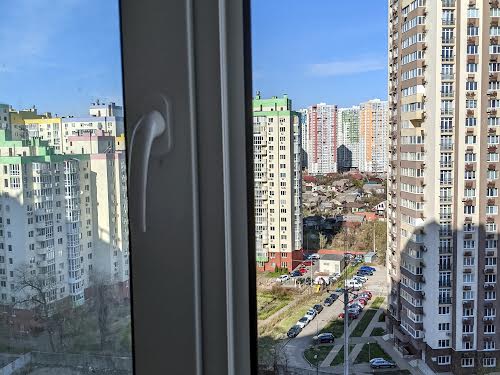квартира за адресою Микільсько Слобідська, 8