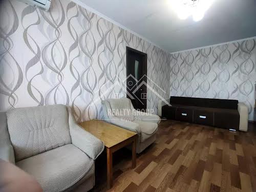 квартира за адресою Свято-Миколаївська вул. (Леніна), 18а