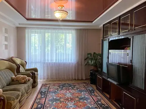 квартира по адресу Мицкевича ул., 5