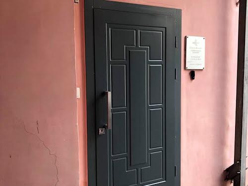 комерційна за адресою Велика Арнаутська вул., 4