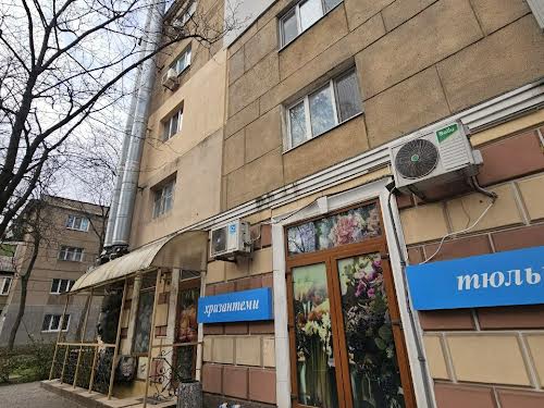 коммерческая по адресу Люстдорфская дорога ул., 88в