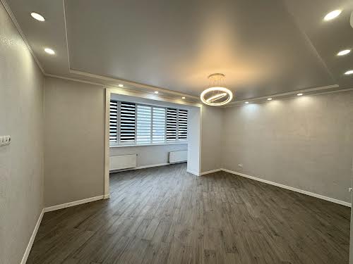 квартира за адресою Святослава Хороброго вул., 7