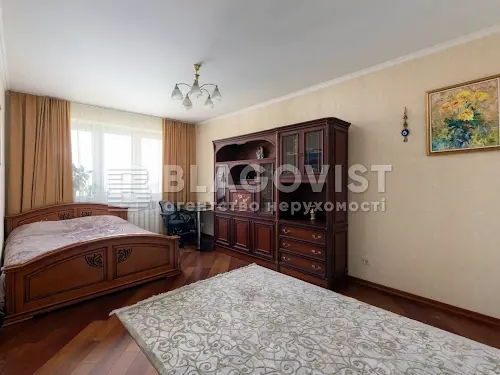 квартира по адресу Старонаводницкая ул., 8