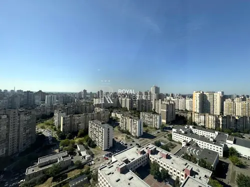 квартира за адресою Анни Ахматової вул., 13-Д