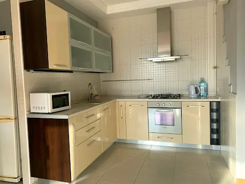 квартира по адресу Французский бульв., 5