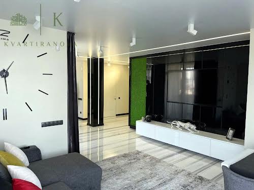 квартира за адресою Роксолани вул., 16