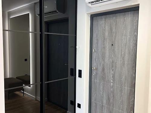 квартира за адресою Степана Бандери вул., 79