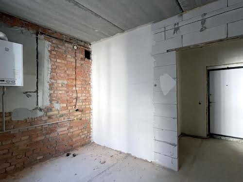 квартира за адресою Озерна вул., 16 б