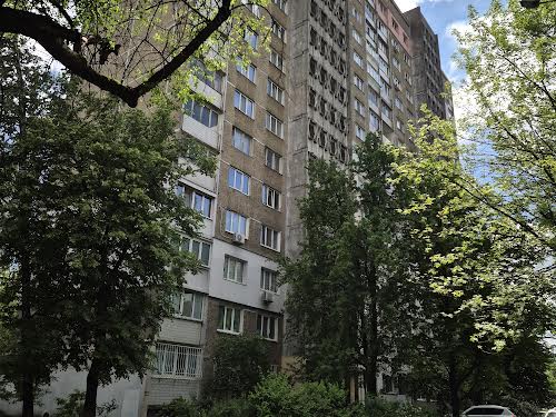 квартира за адресою Композитора Лятошинського вул., 8