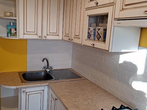 квартира за адресою Тополина вул., 7