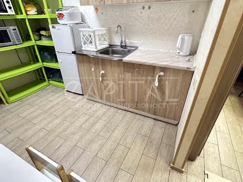 квартира за адресою с. Чайки, Валерія Лобановського вул., 21
