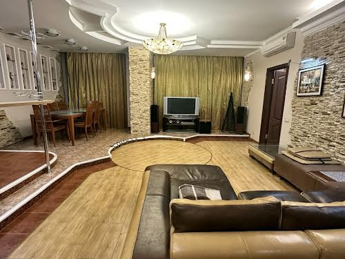 квартира по адресу Святослава Храброго ул., 7