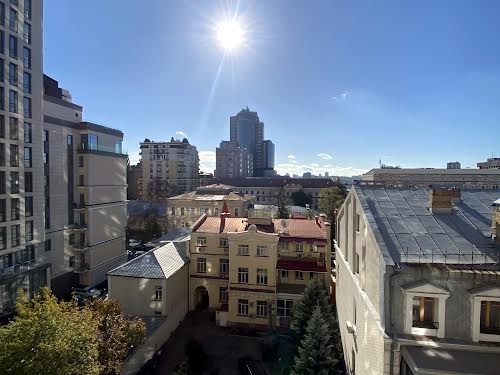 квартира за адресою Богдана Хмельницького вул., 58 А