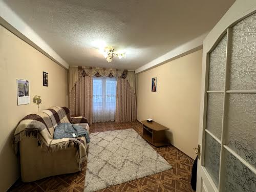 квартира за адресою Леся Курбаса просп., 18а
