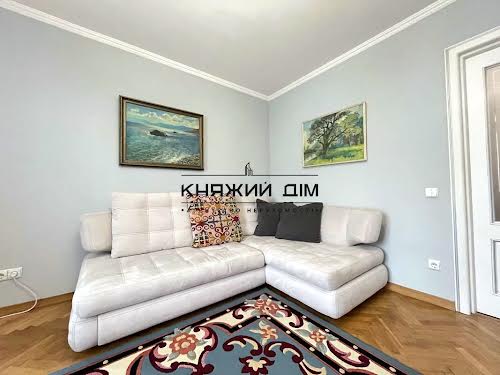 квартира за адресою Машинобудівна вул., 8