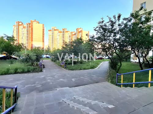 квартира за адресою Червоної Калини просп. (Володимира Маяковського), 89
