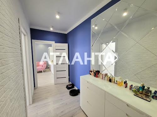 квартира за адресою Жаботинського вул. (Пролетарская улица), 56а