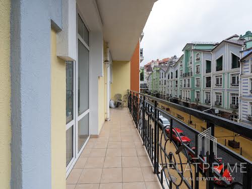 квартира за адресою Дегтярна вул., 7