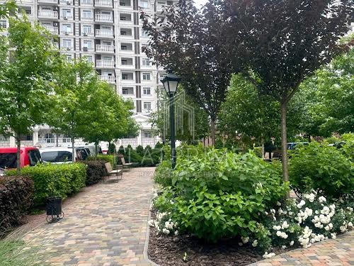 квартира за адресою Михайла Максимовича вул. (Онуфрія Трутенка), 24-Б