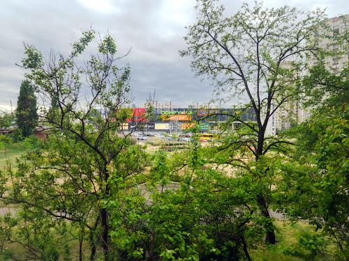 квартира за адресою Оноре де Бальзака вул., 57