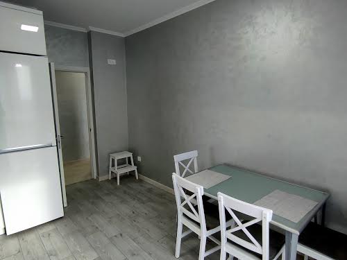 квартира по адресу Героев Майдана ул., 17б
